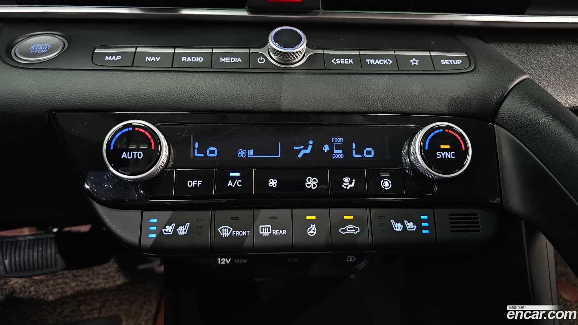 AVANTE Hyundai 2022.11-OPTION-023