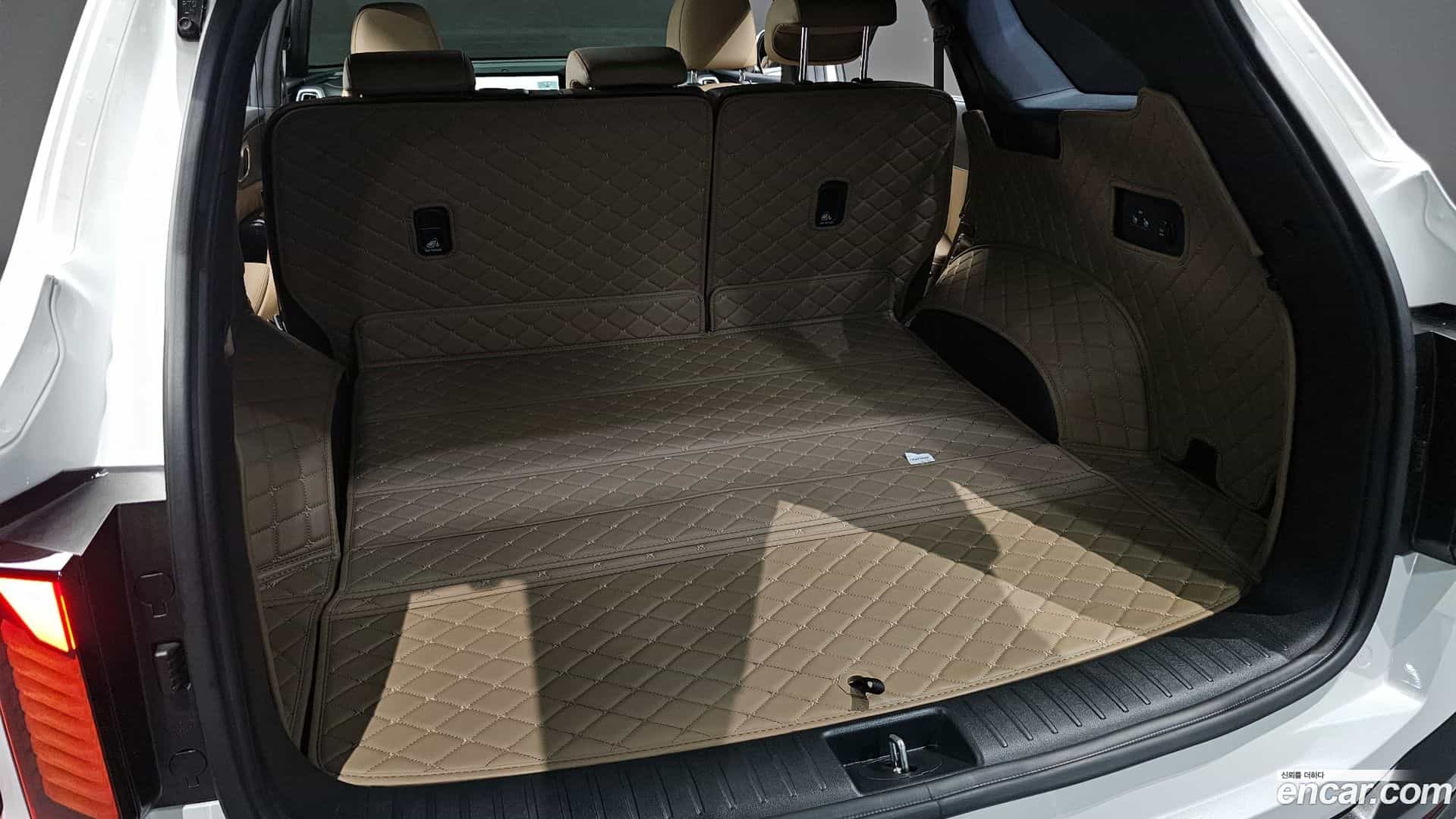 Sorento Kia 2024.1-OPTION-043
