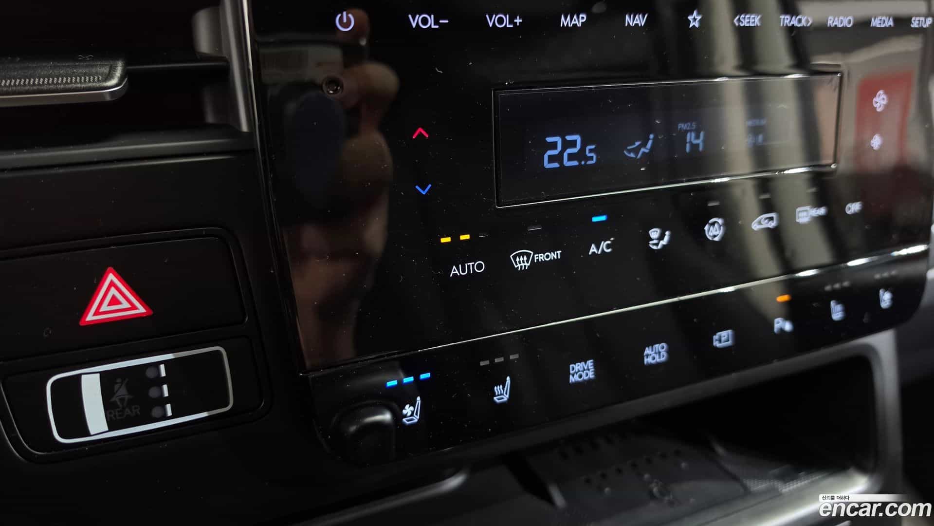 Staria Hyundai 2024.1-OPTION-044