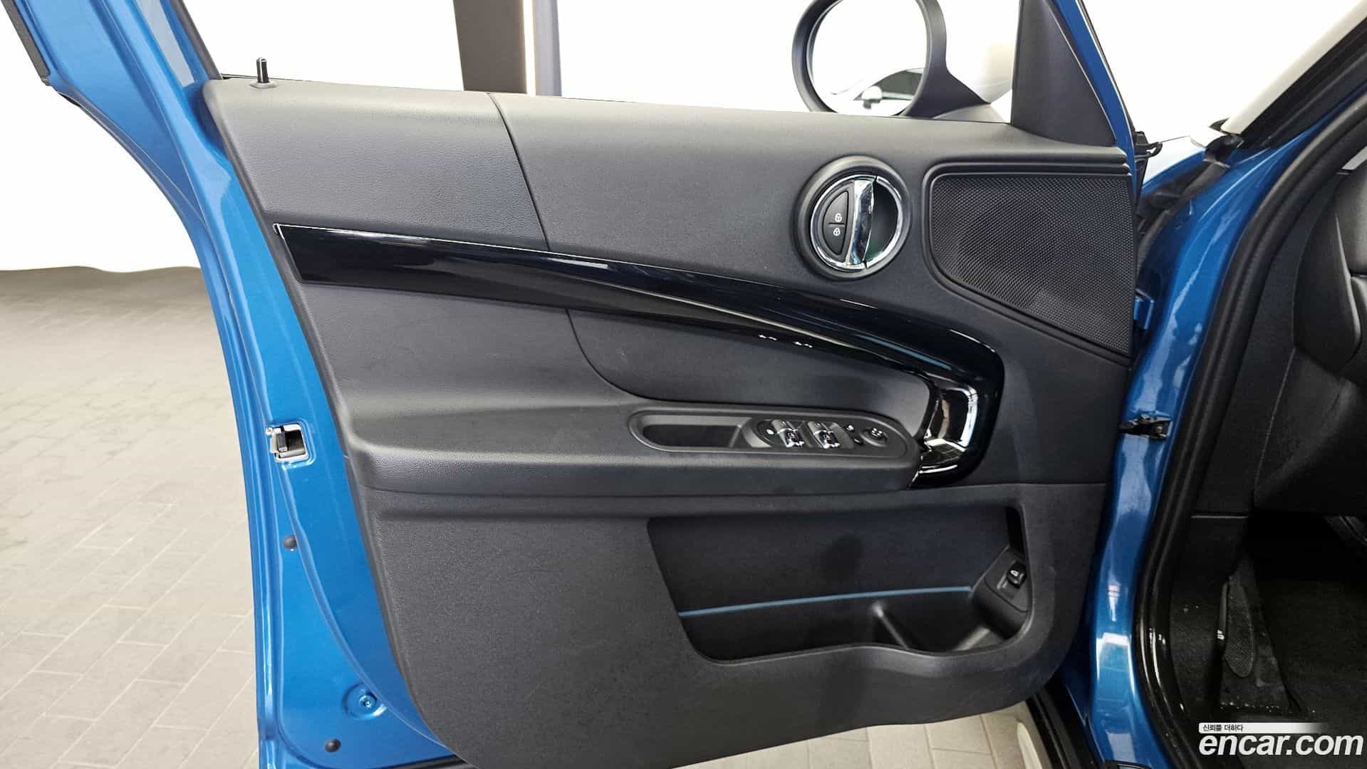Countryman Mini 2020.9-INNER-034