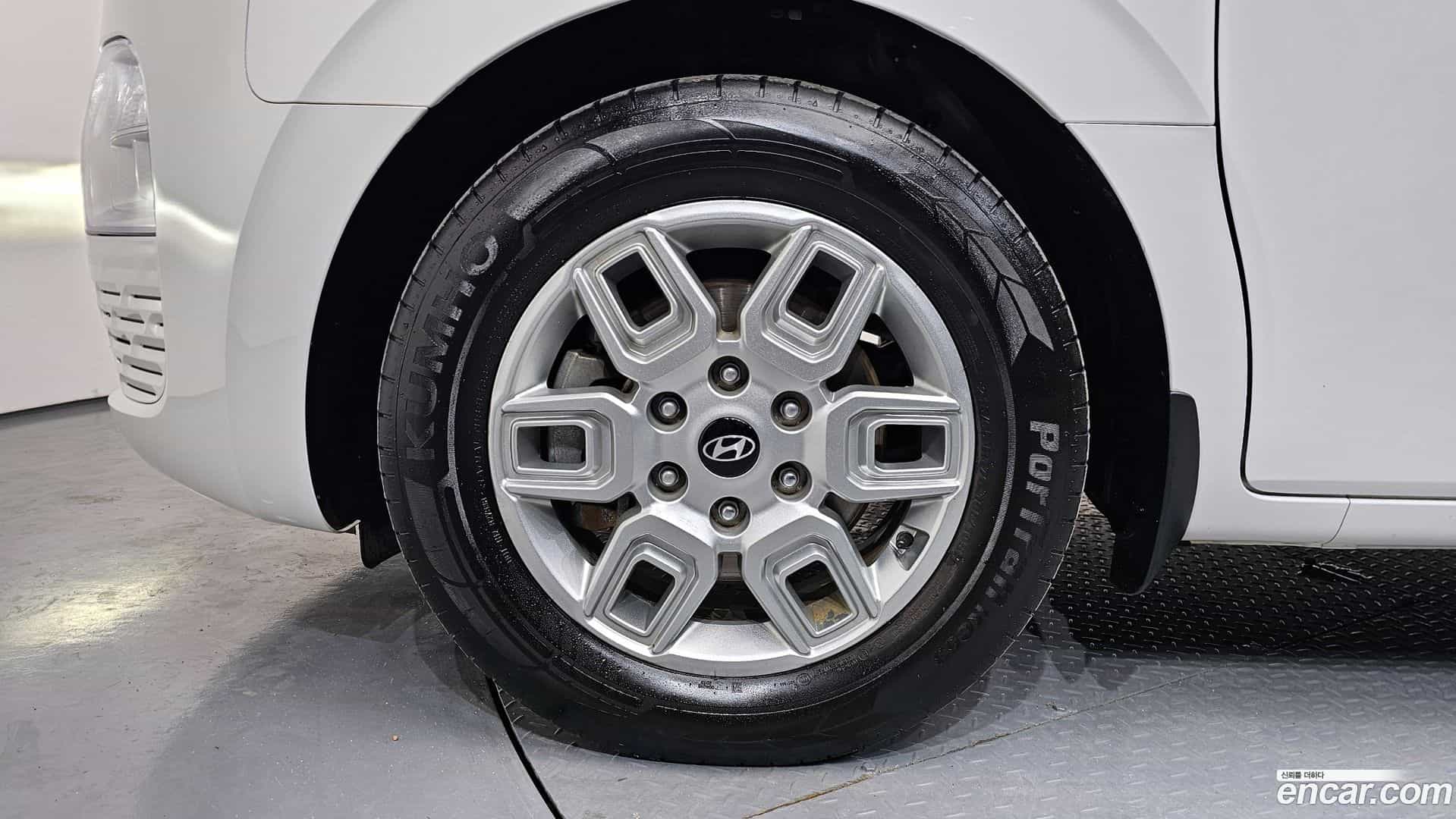 Staria Hyundai 2024.4-OUTER-005