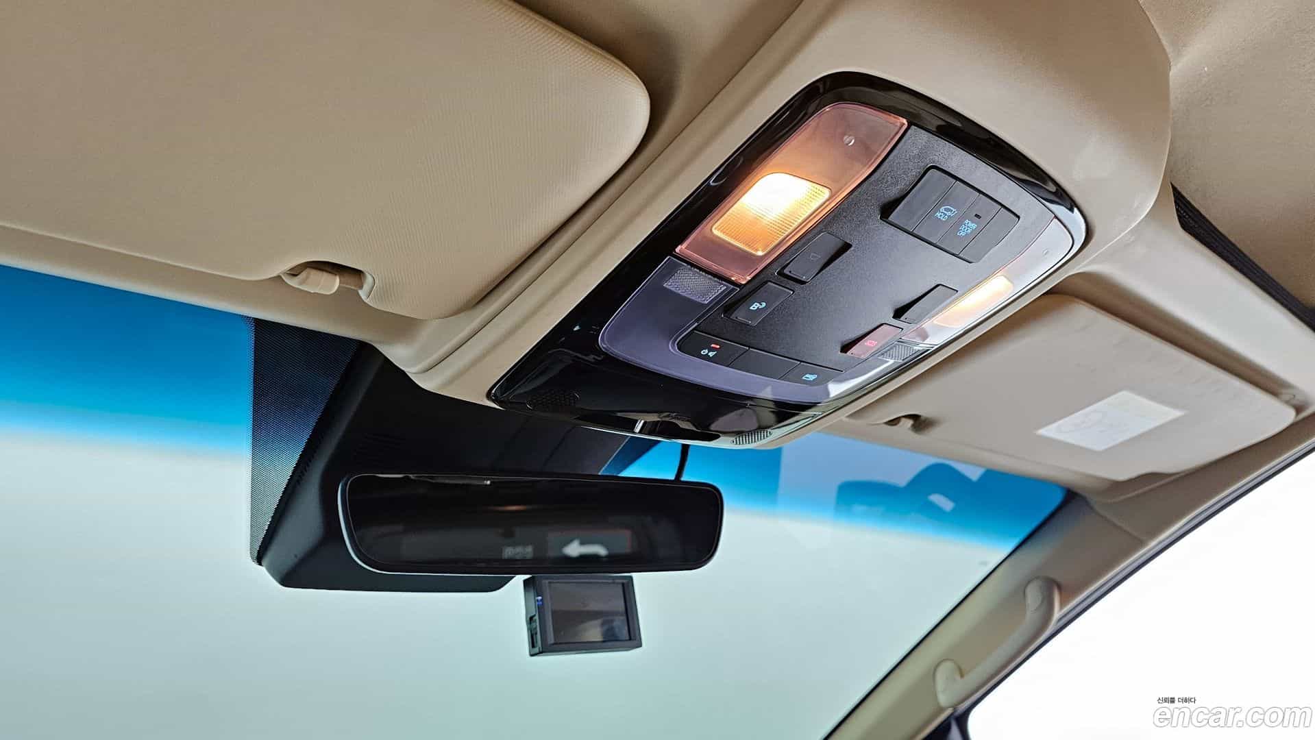 Staria Hyundai 2024.4-OPTION-019