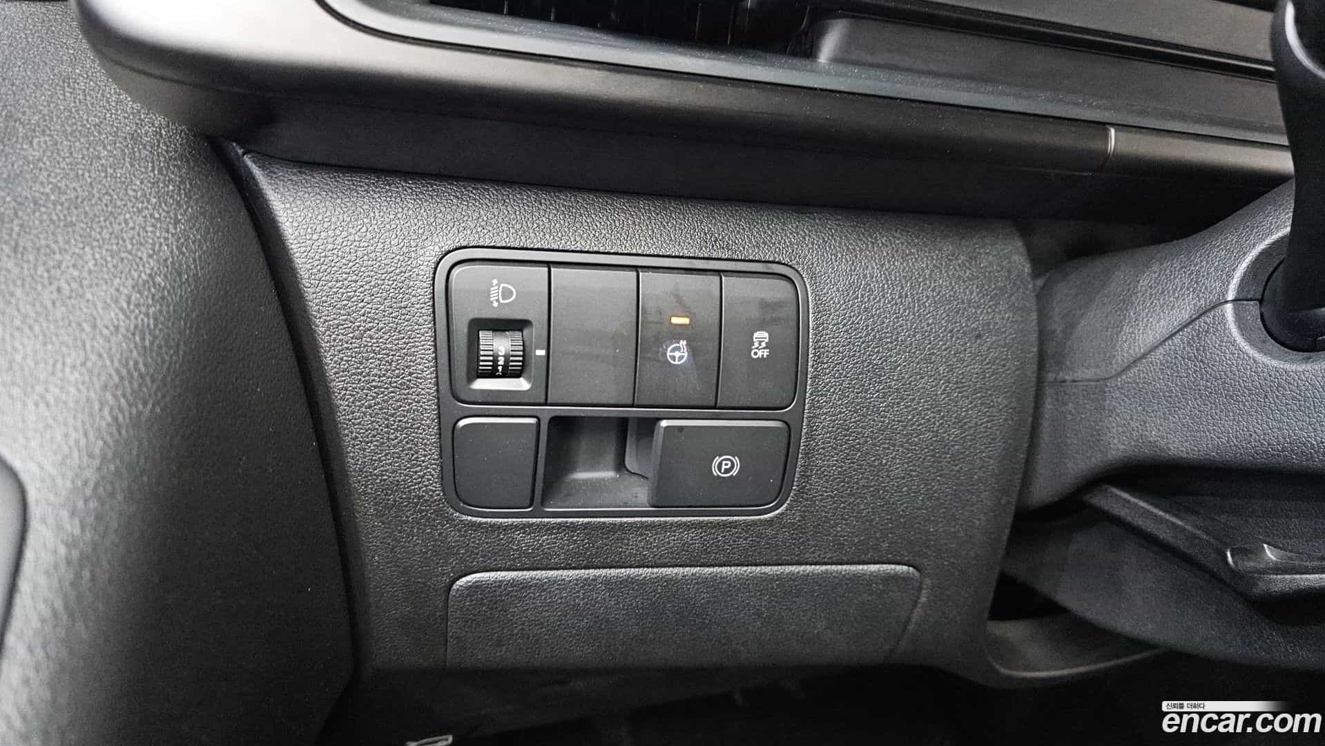 Staria Hyundai 2024.4-OPTION-020