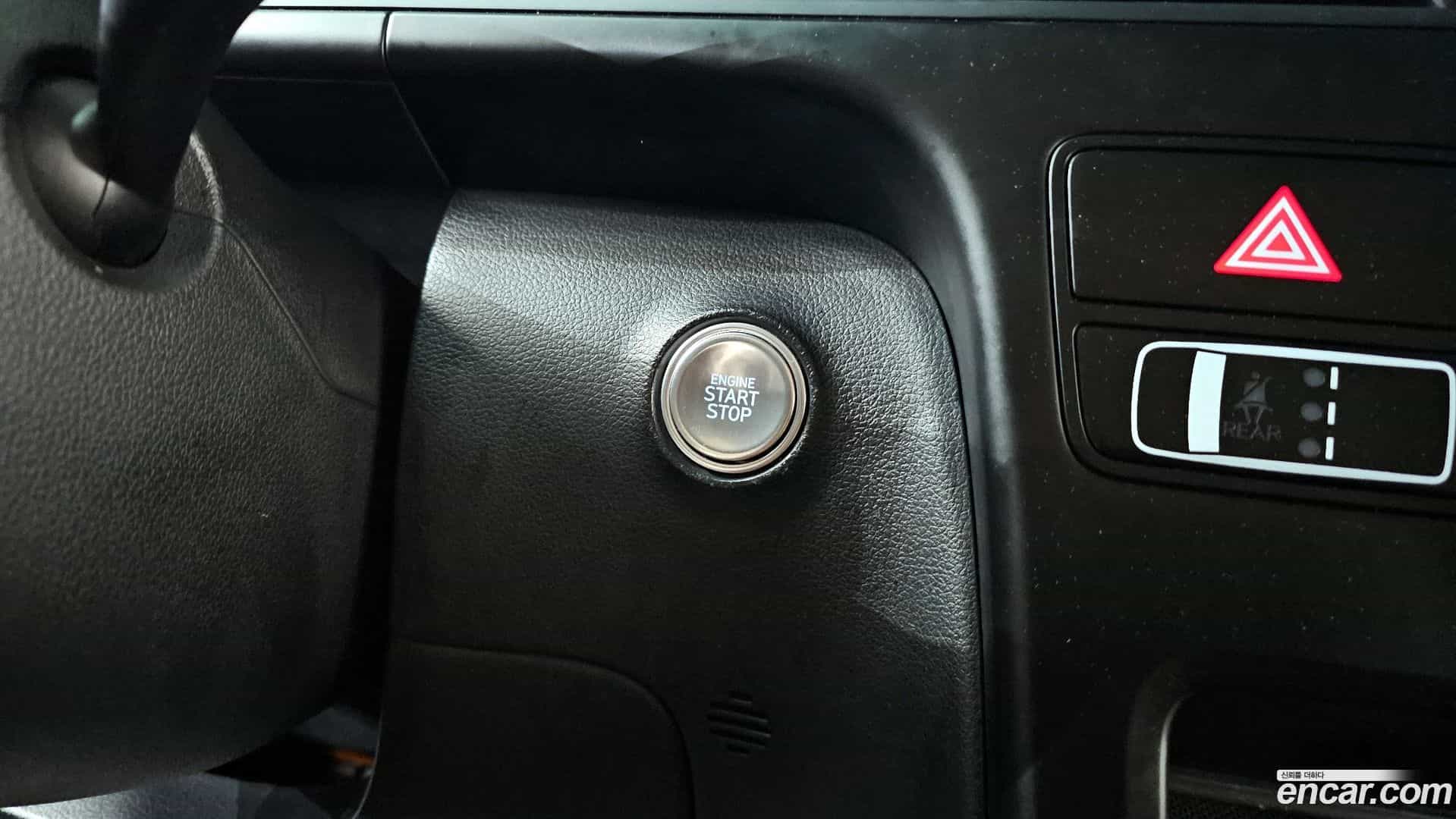 Staria Hyundai 2024.4-OPTION-022