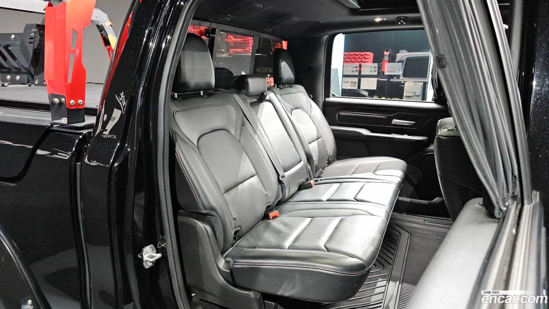 Ram Pick Up Dodge 2019.4-OPTION-015
