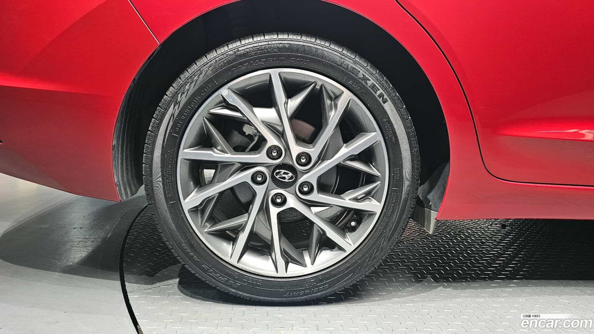 AVANTE Hyundai 2019.6-OUTER-005