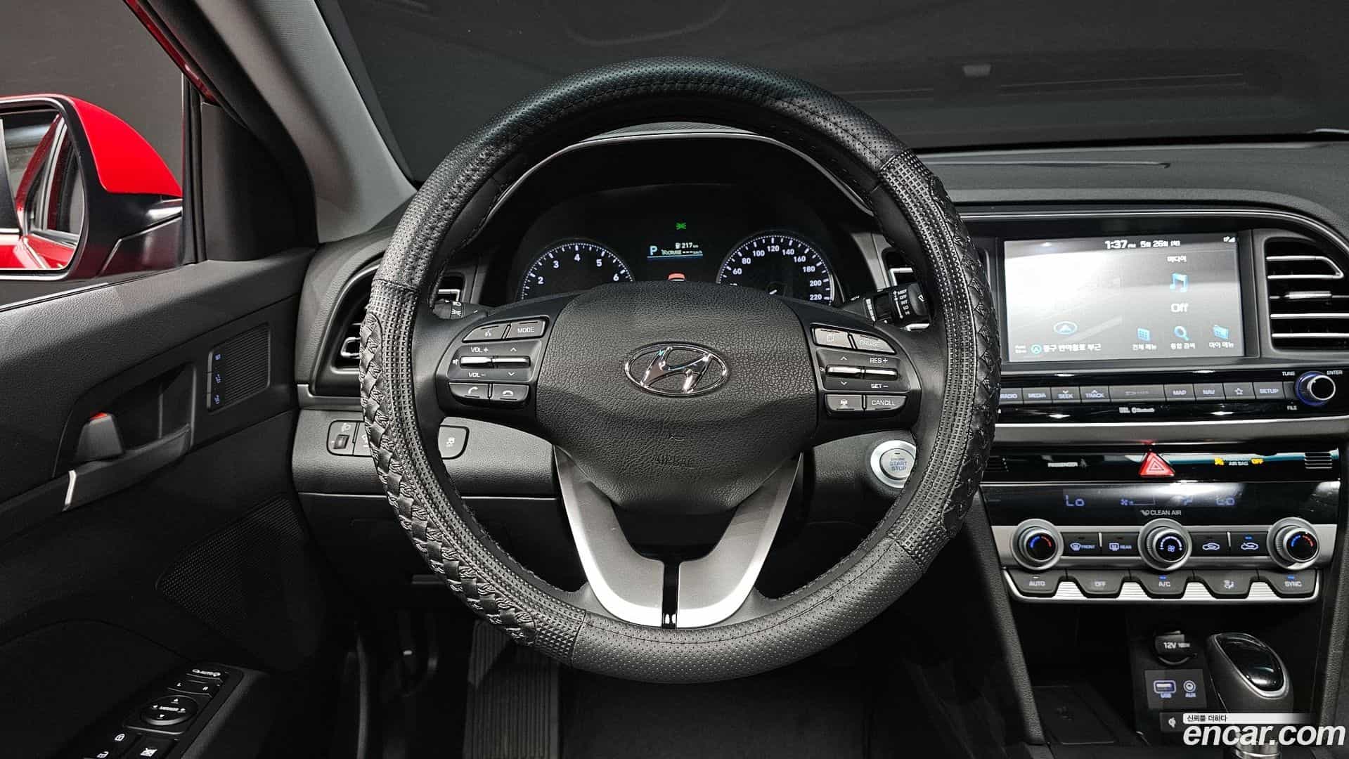 AVANTE Hyundai 2019.6-OPTION-017