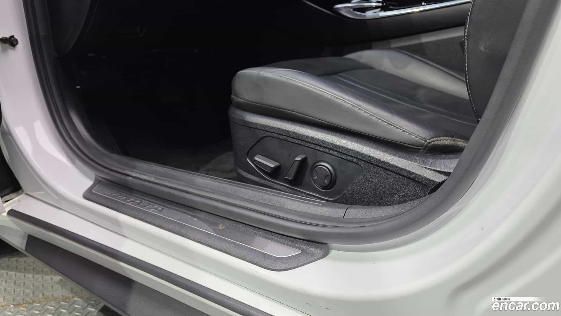 Sonata Hyundai 2019.9-OPTION-022