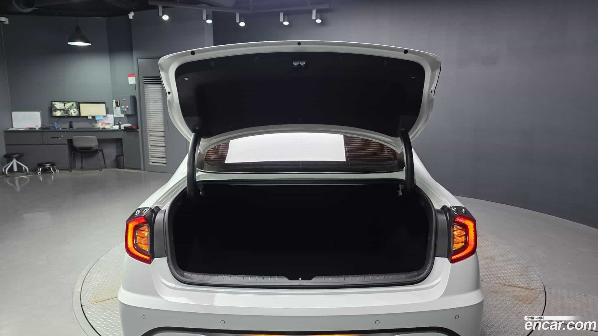 Sonata Hyundai 2019.9-OPTION-024
