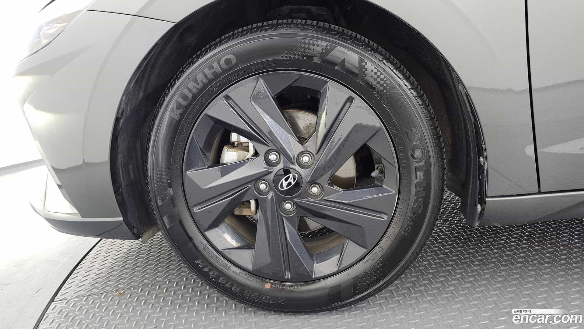 AVANTE Hyundai 2021.0-OUTER-005