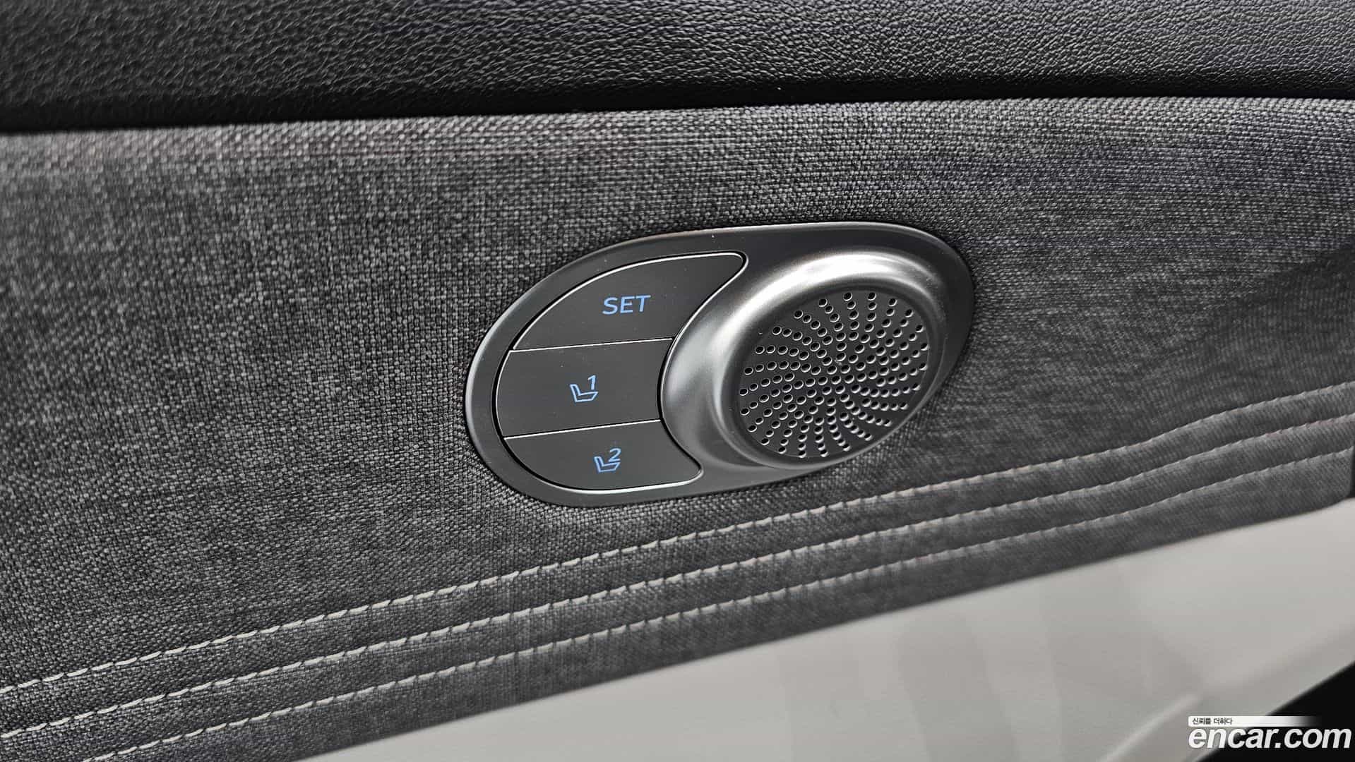 AVANTE Hyundai 2021.0-OPTION-024