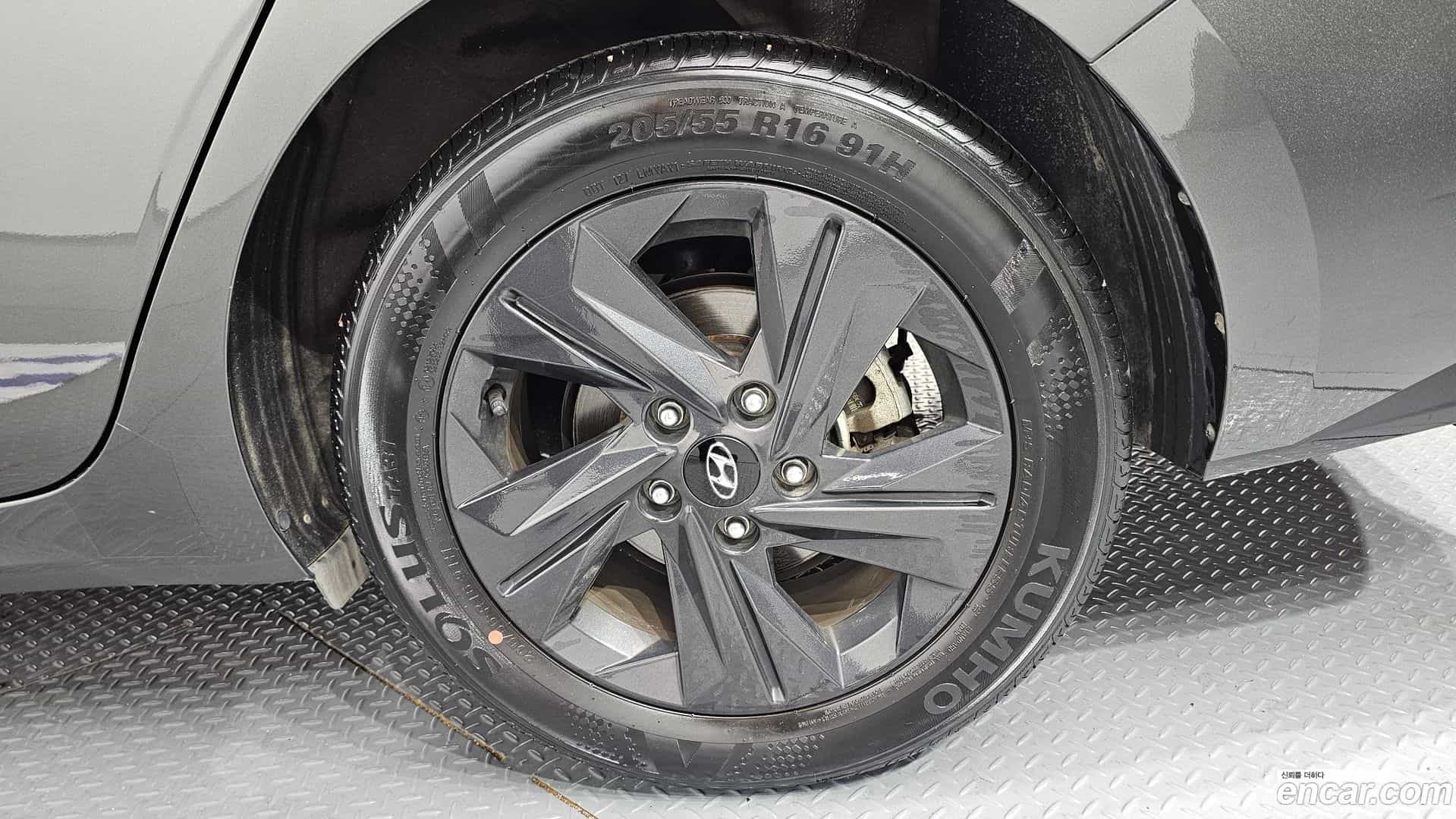AVANTE Hyundai 2021.0-OUTER-031