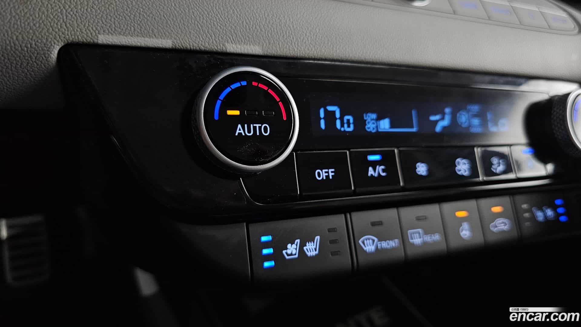AVANTE Hyundai 2021.0-OPTION-040