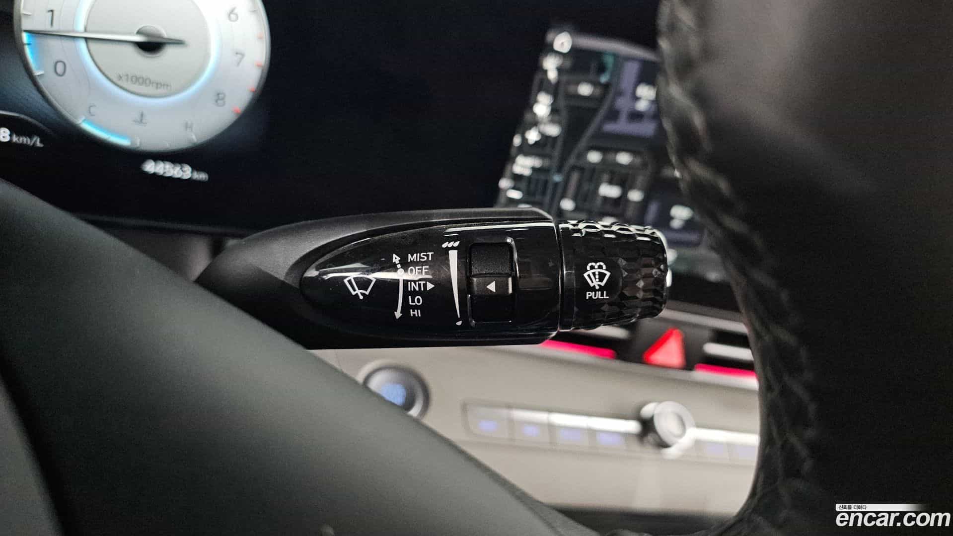 AVANTE Hyundai 2021.0-OPTION-041