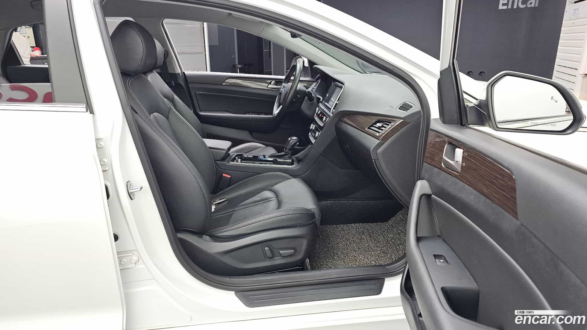 Sonata Hyundai 2019.1-OPTION-016