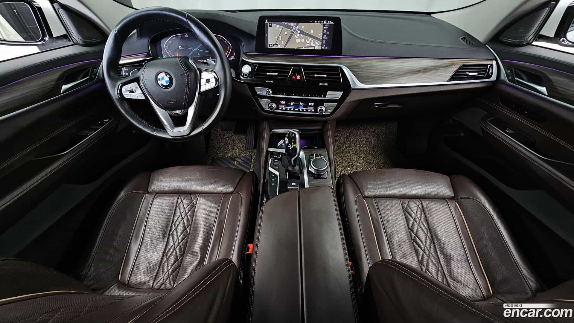 Gran Turismo BMW 2020.7-INNER-007