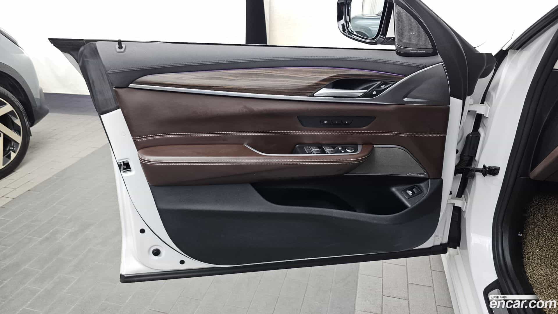 Gran Turismo BMW 2020.7-INNER-034