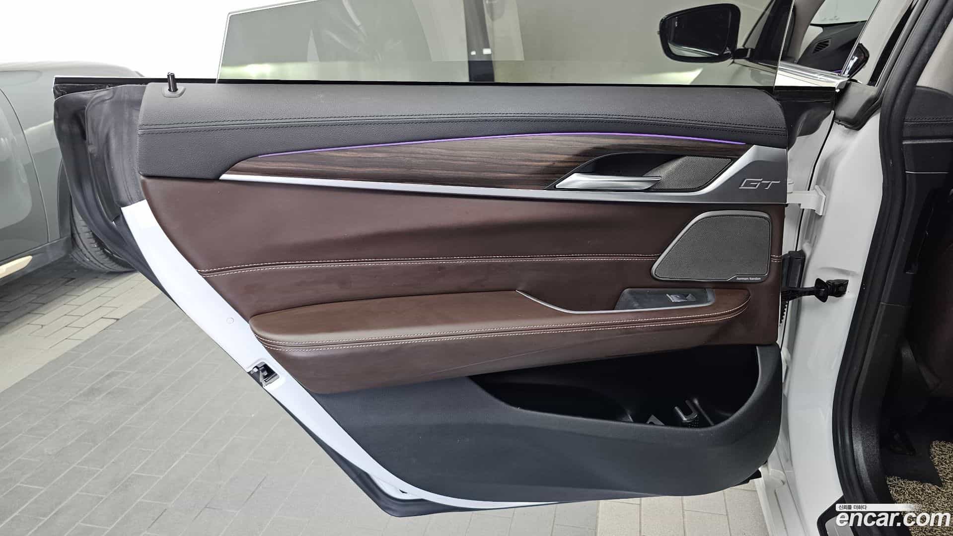 Gran Turismo BMW 2020.7-INNER-035
