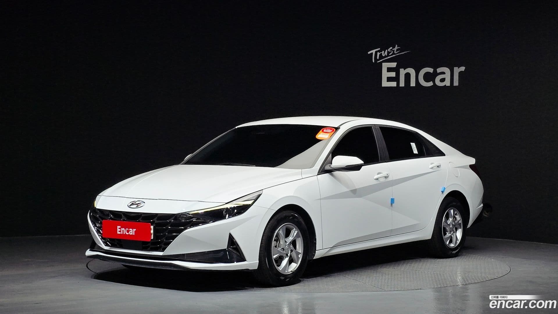 Main__Slider__Photo:AVANTE Hyundai 2021.10-0