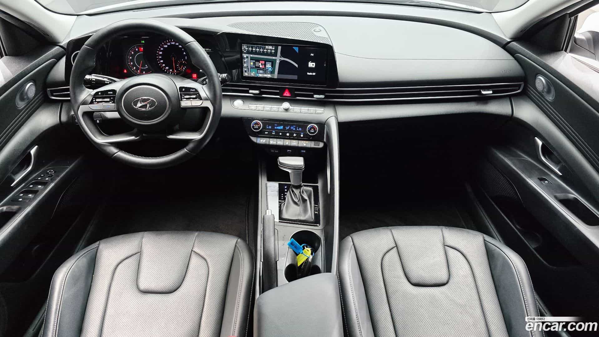 AVANTE Hyundai 2021.10-INNER-007