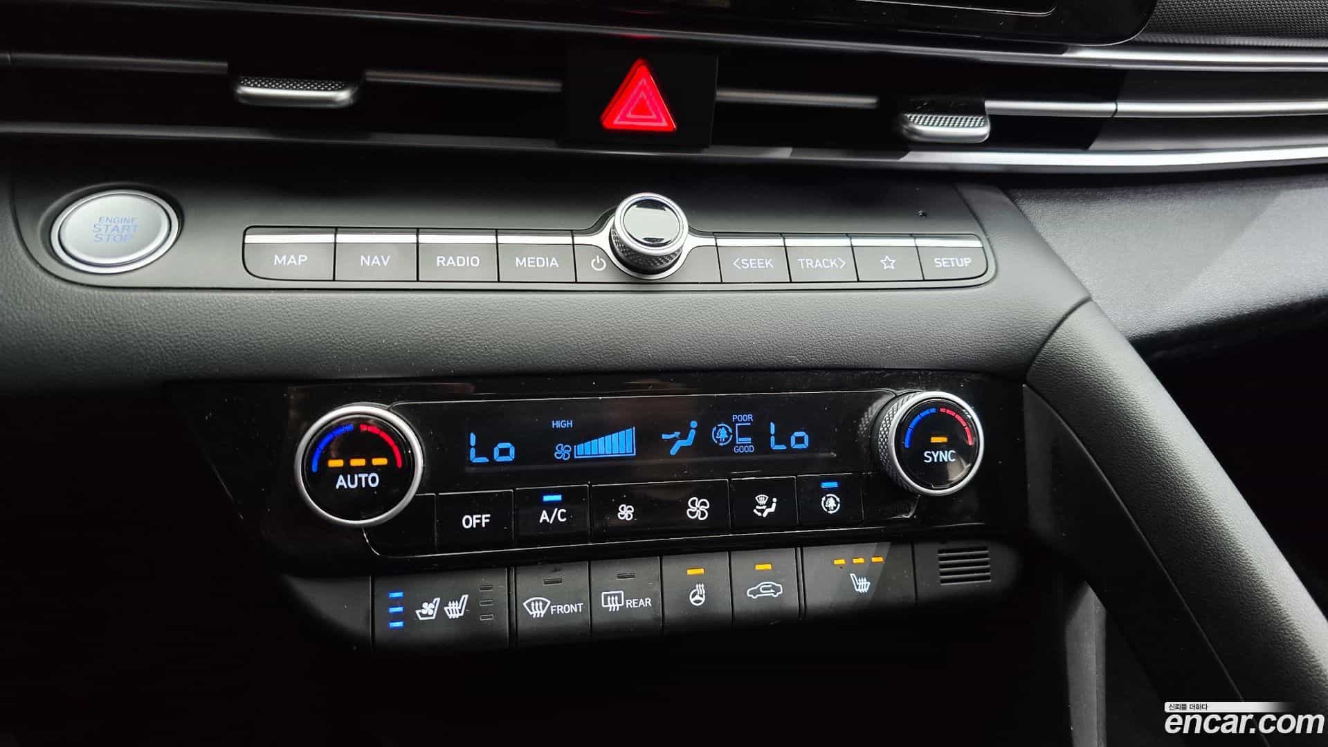 AVANTE Hyundai 2021.10-OPTION-022