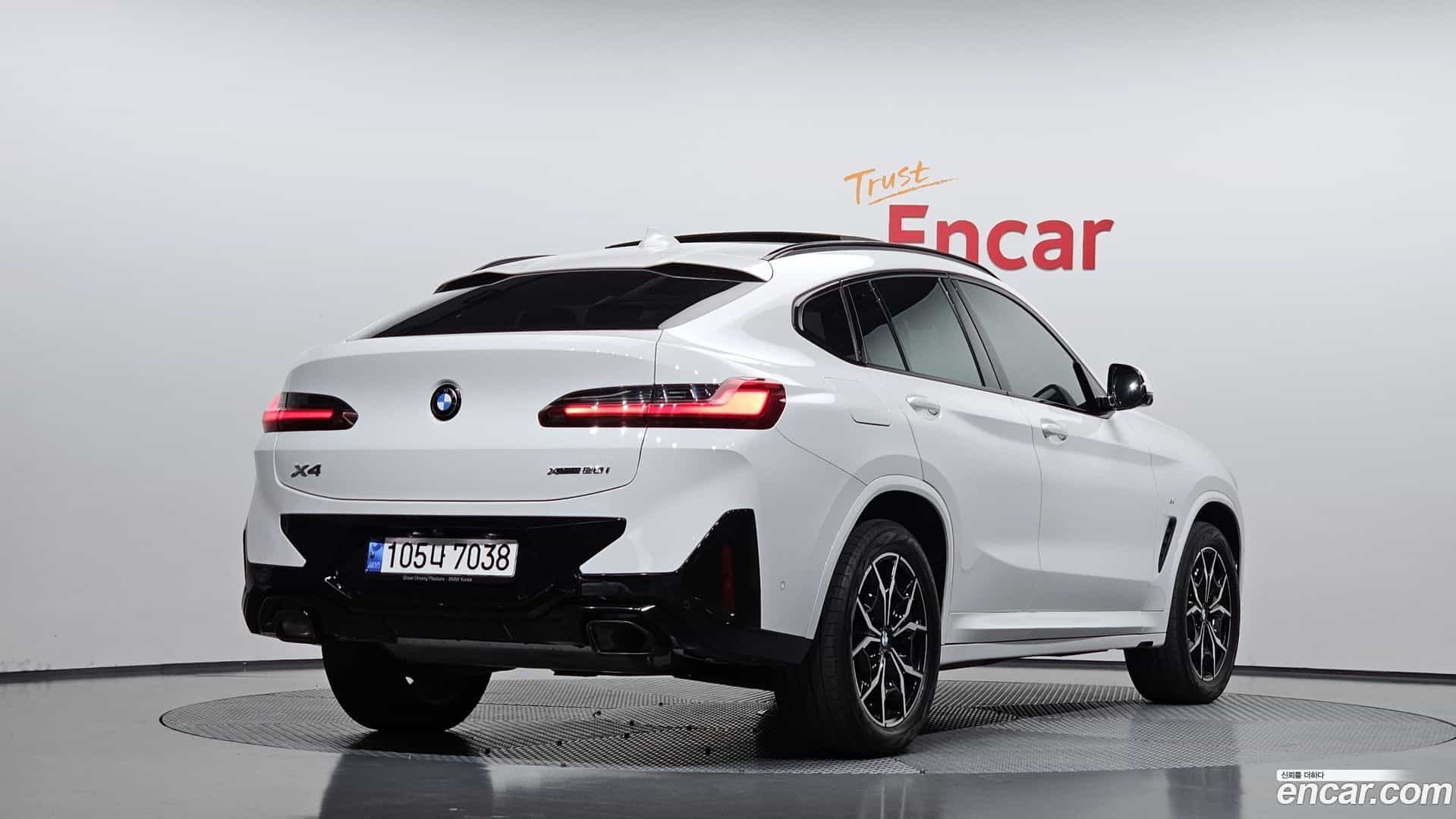 X4 BMW 2023.0-OUTER-002