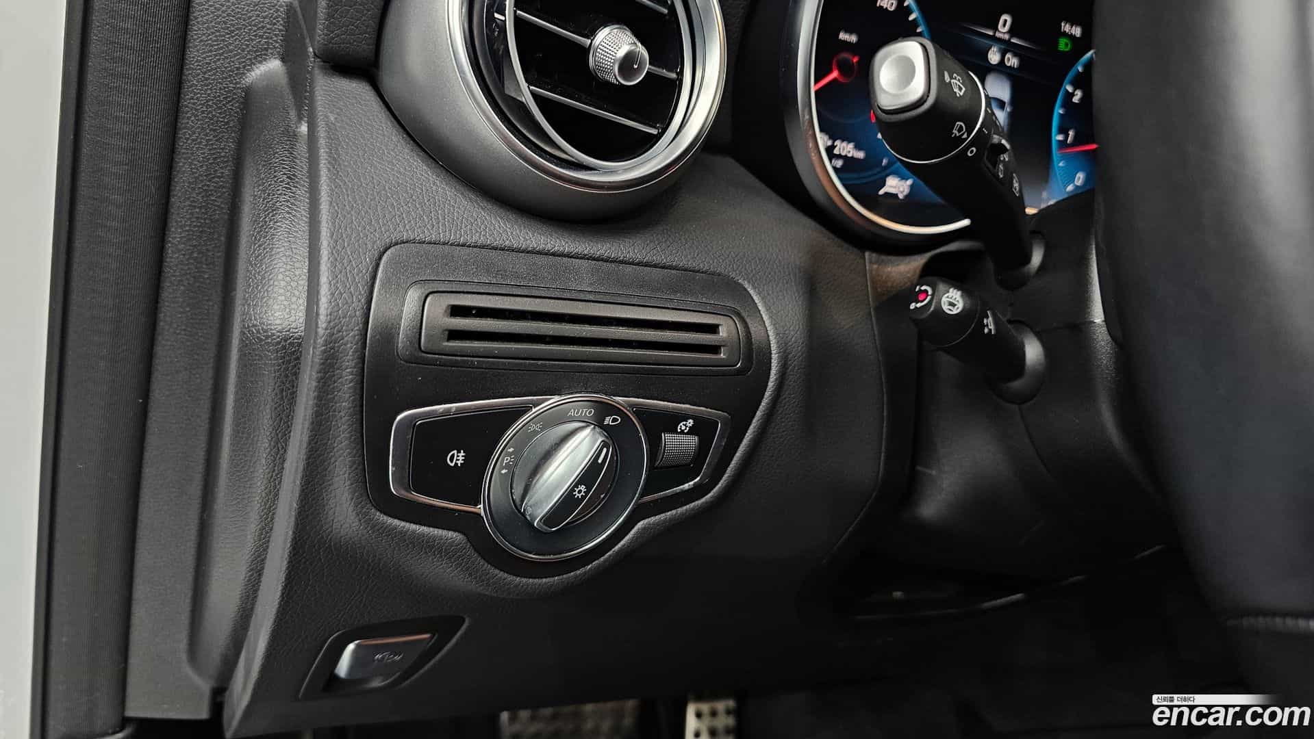 GLC-Class Mercedes-Benz 2022.11-OPTION-018