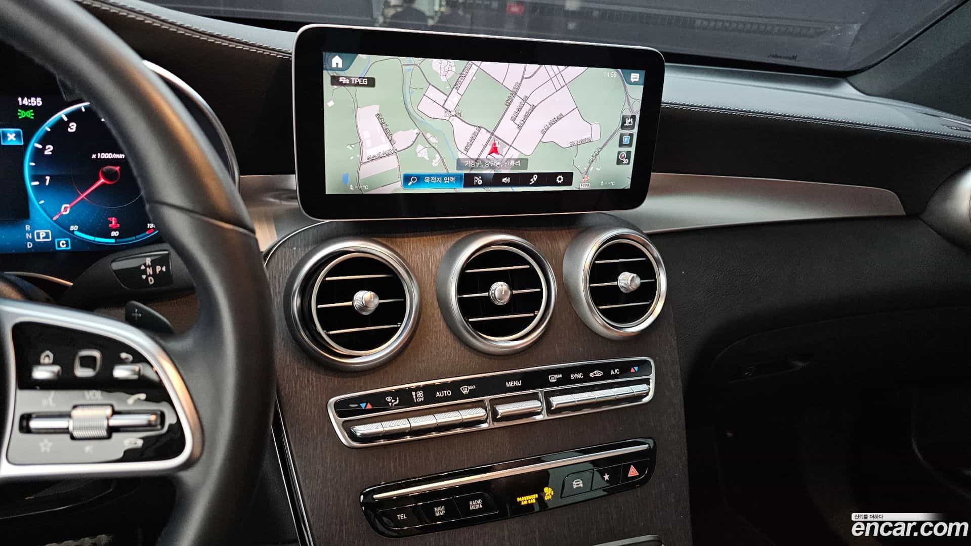 GLC-Class Mercedes-Benz 2022.11-OPTION-020