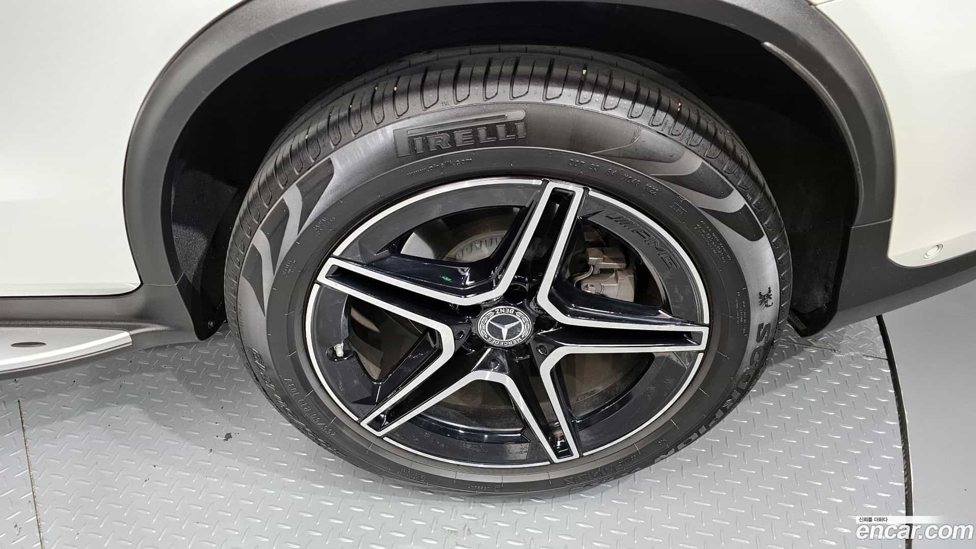 GLC-Class Mercedes-Benz 2022.11-OUTER-031