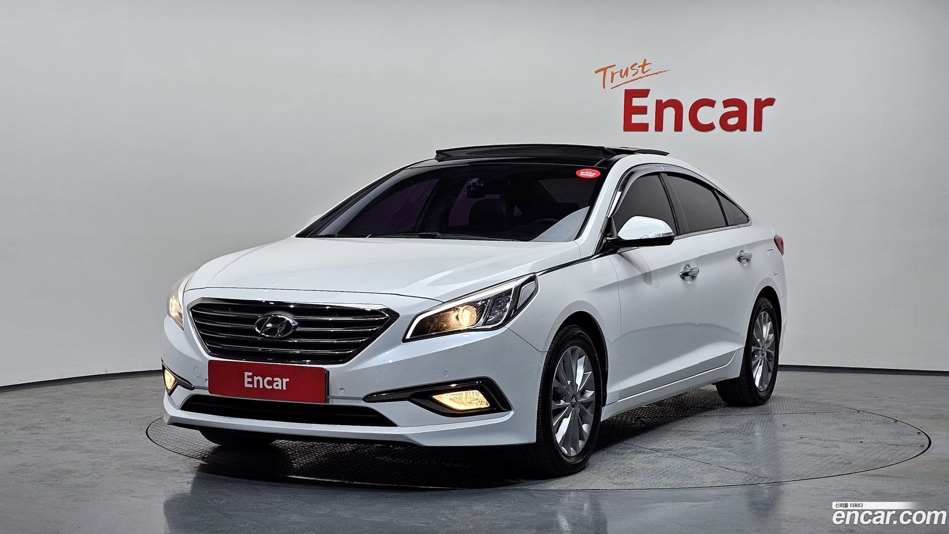 Main__Slider__Photo:Sonata Hyundai 2015.6-0