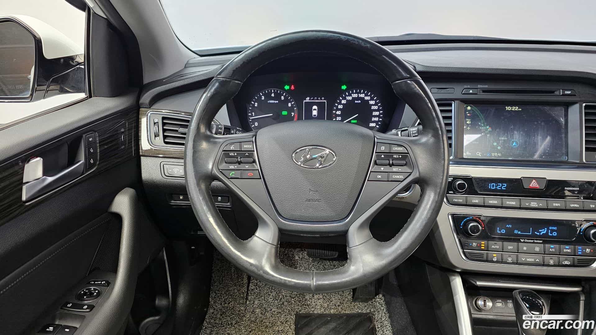 Sonata Hyundai 2015.6-OPTION-016