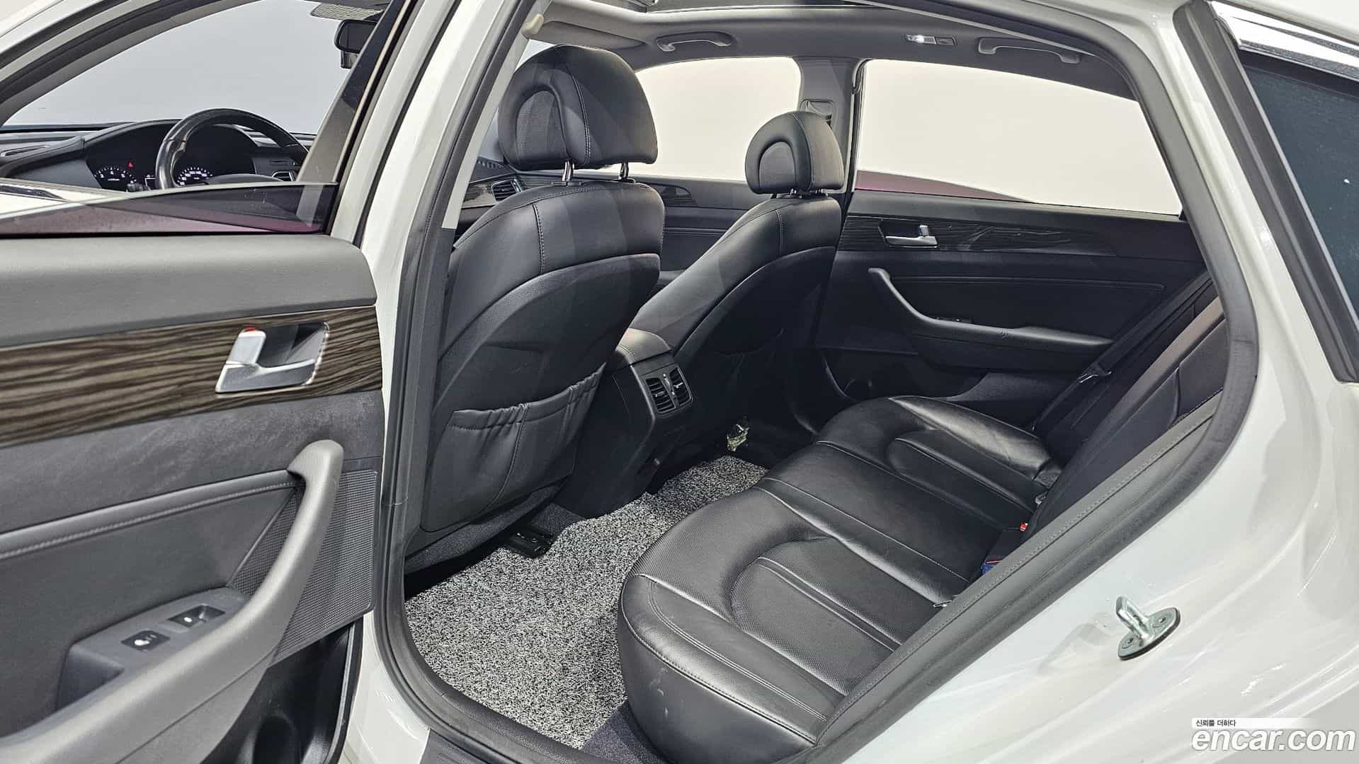 Sonata Hyundai 2015.6-INNER-036