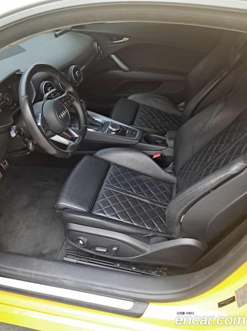 TT Audi 2015.10-INNER-010