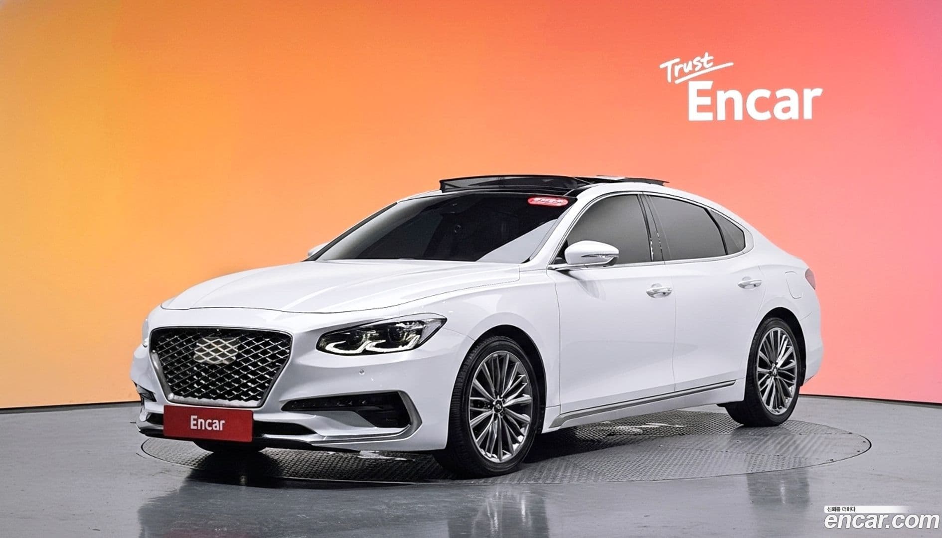 Main__Slider__Photo:Grandeur Hyundai 2019.1-0
