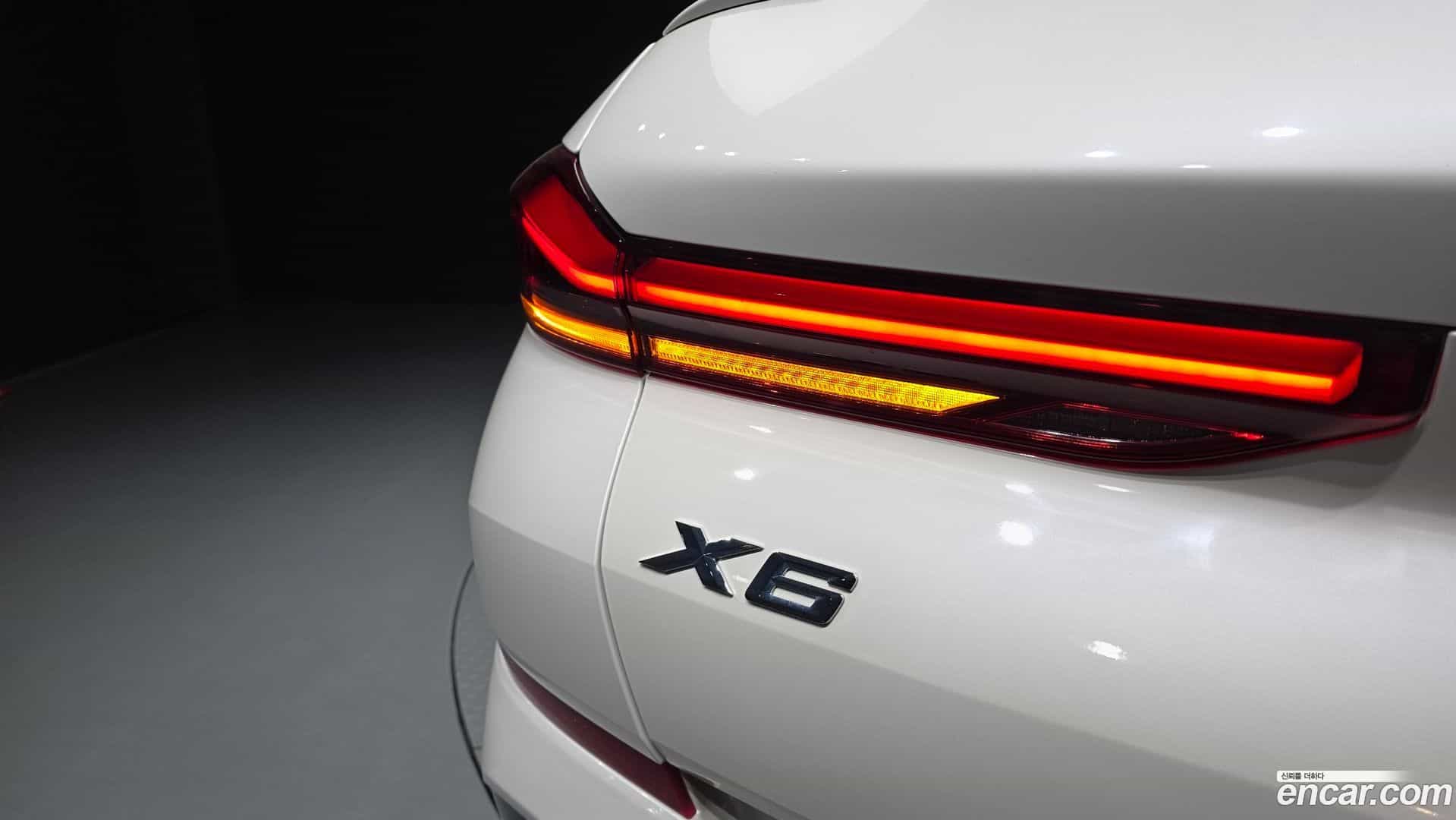 X6 BMW 2021.0-OUTER-033