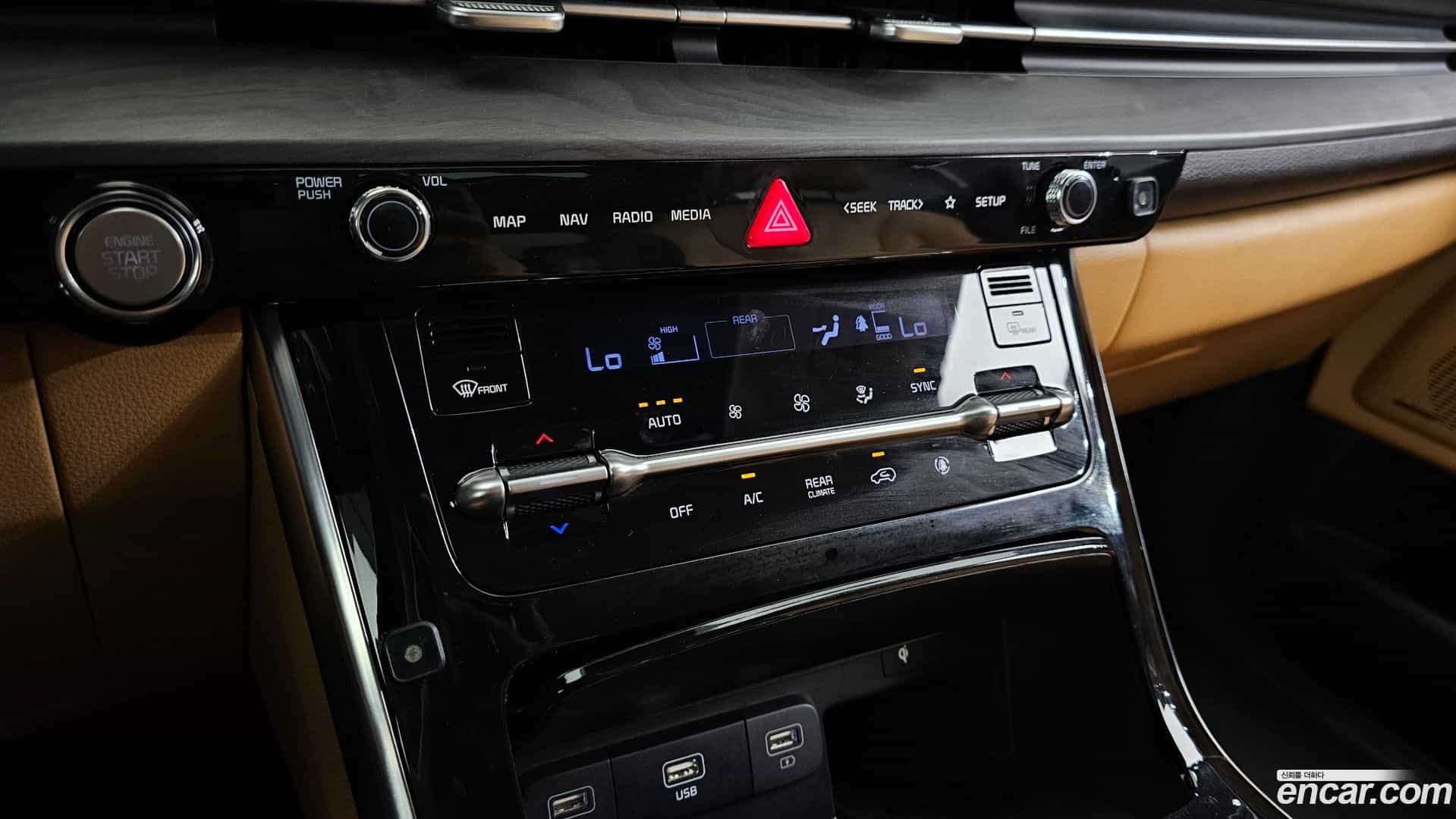 Canival Kia 2023.3-OPTION-043