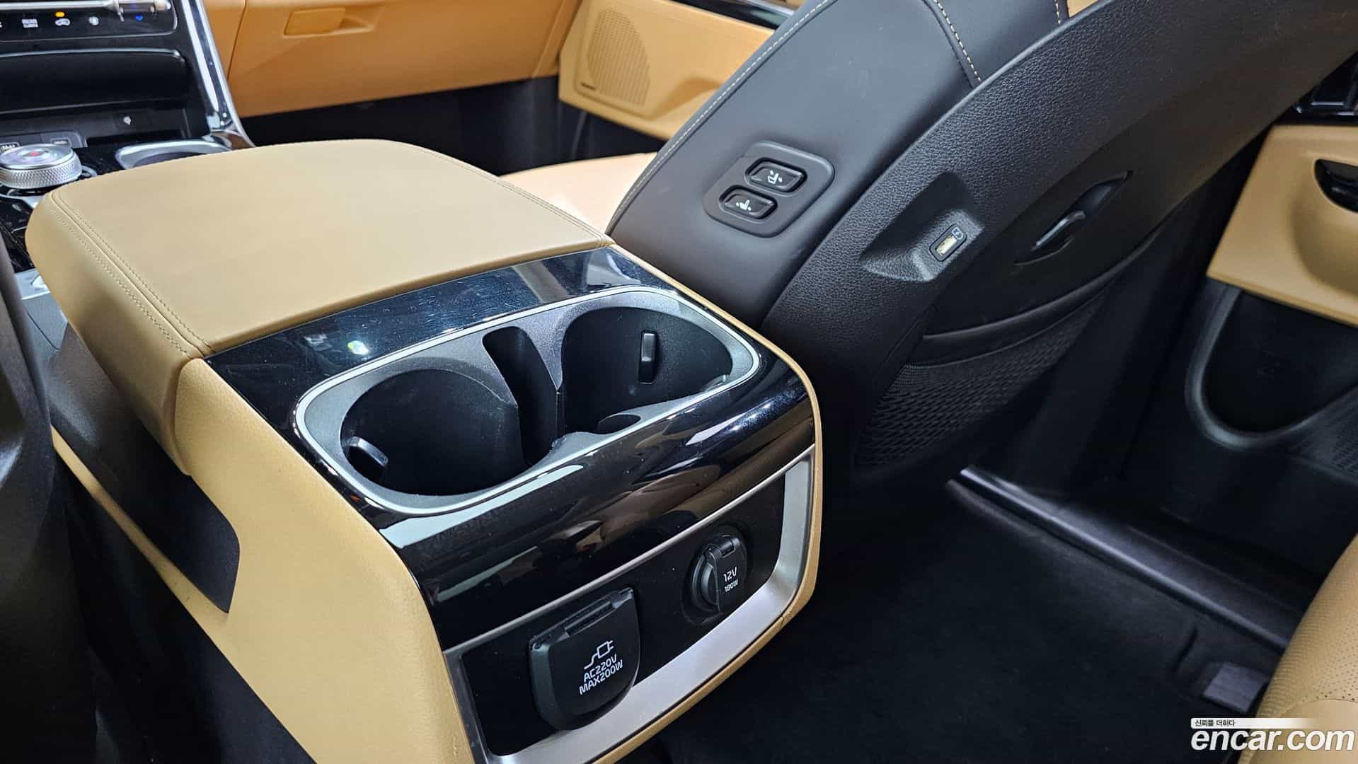Canival Kia 2023.3-OPTION-044