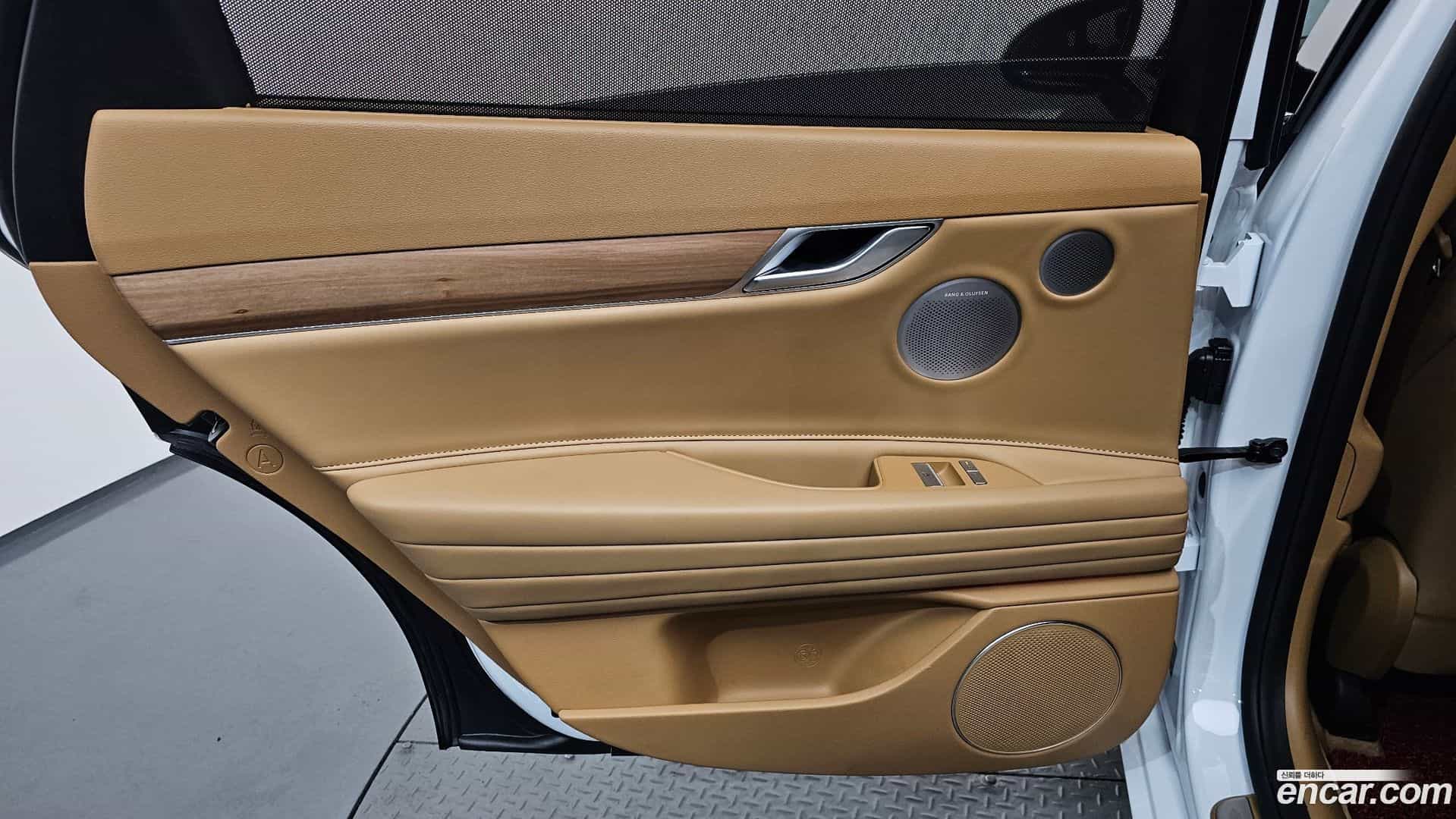 G80 Genesis 2024.5-INNER-035