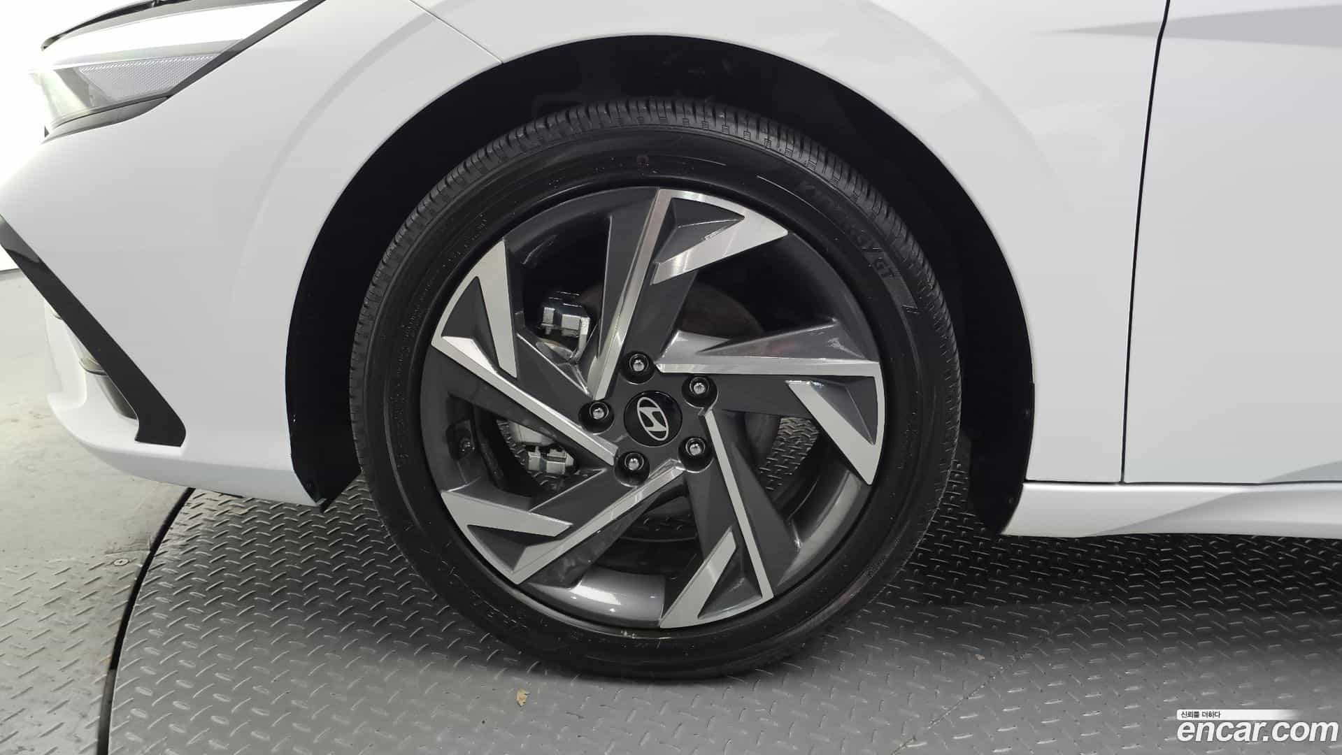 AVANTE Hyundai 2023.10-OUTER-005