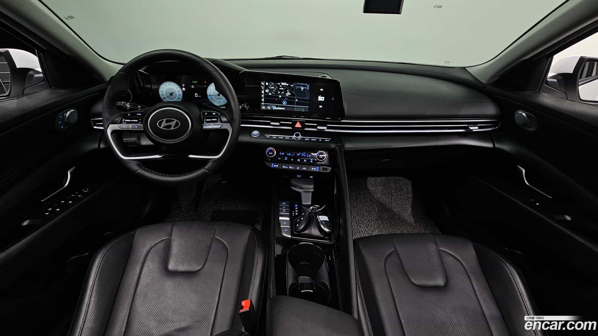 AVANTE Hyundai 2023.10-INNER-007