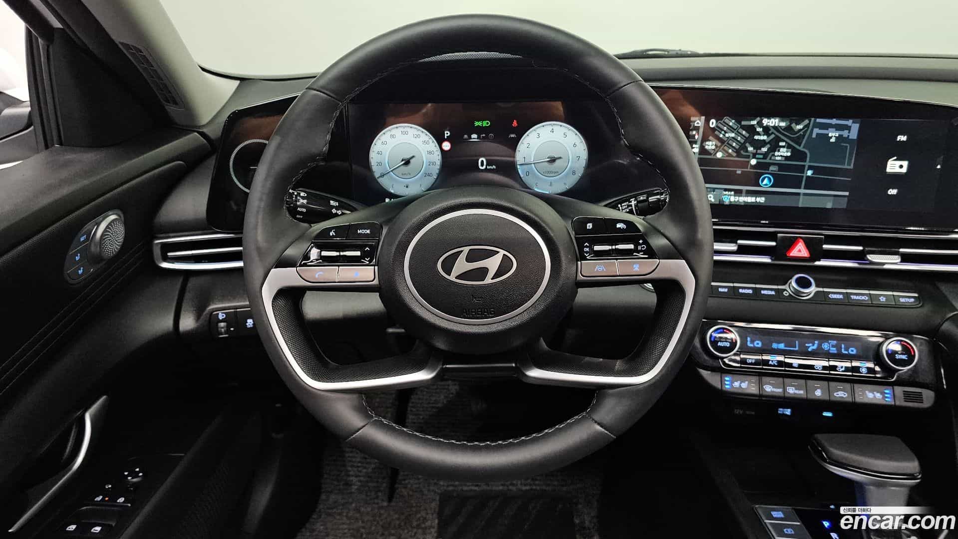 AVANTE Hyundai 2023.10-OPTION-017