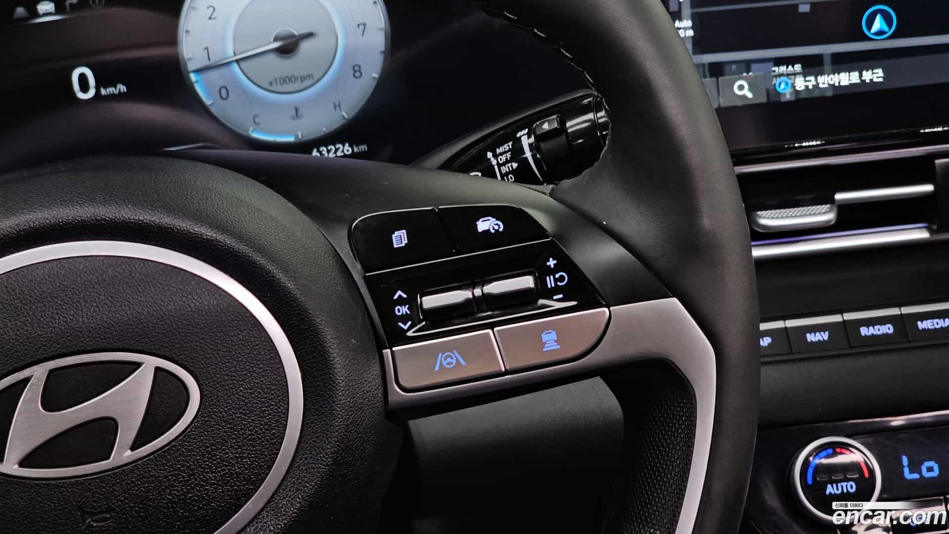 AVANTE Hyundai 2023.10-OPTION-018