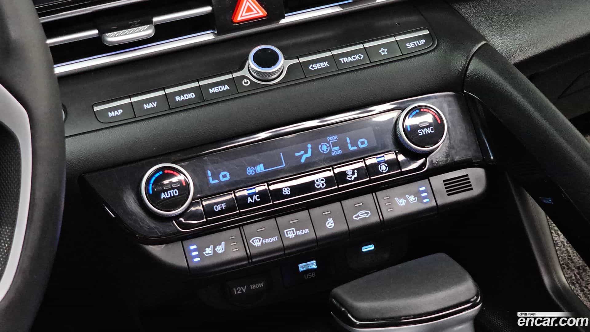 AVANTE Hyundai 2023.10-OPTION-044