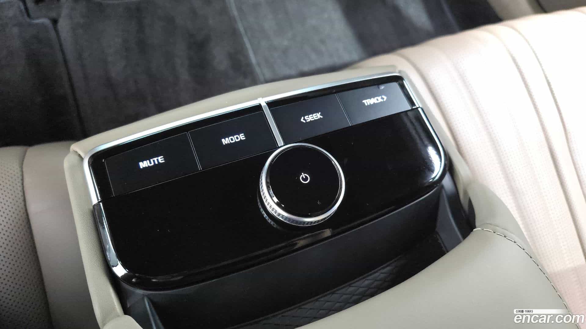 K8 Kia 2024.6-OPTION-046