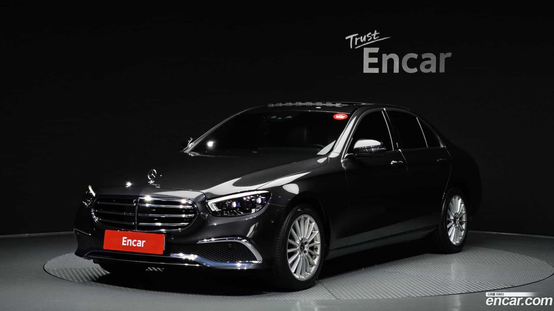 E-Class Mercedes-Benz 2022.0-OUTER-001