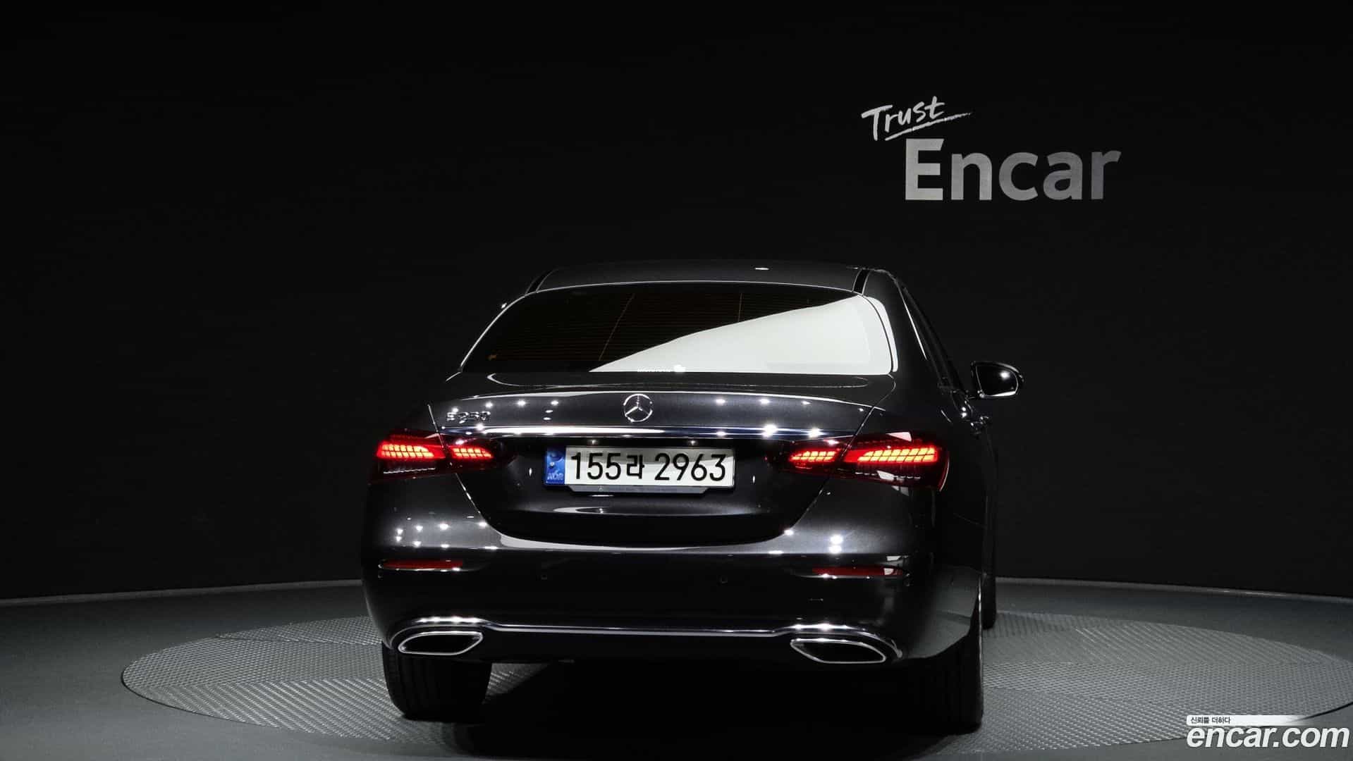 E-Class Mercedes-Benz 2022.0-OUTER-004