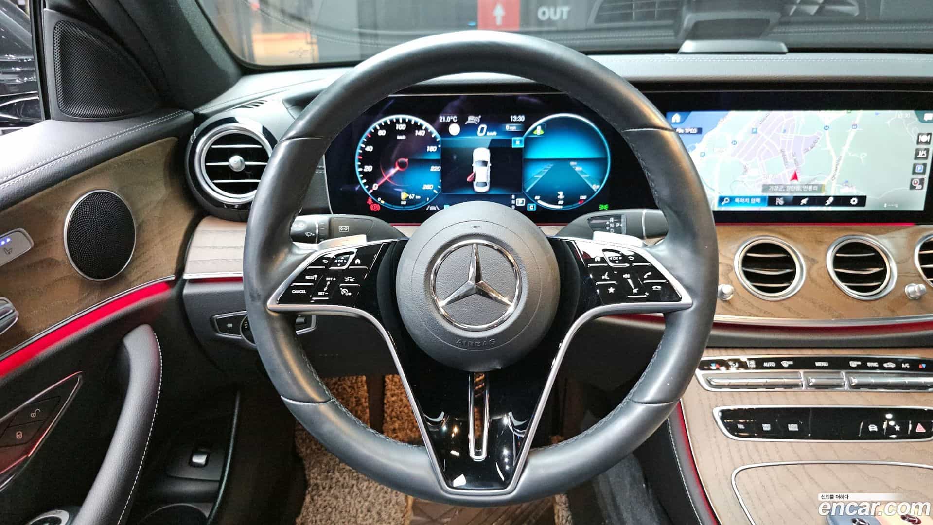 E-Class Mercedes-Benz 2022.0-OPTION-017