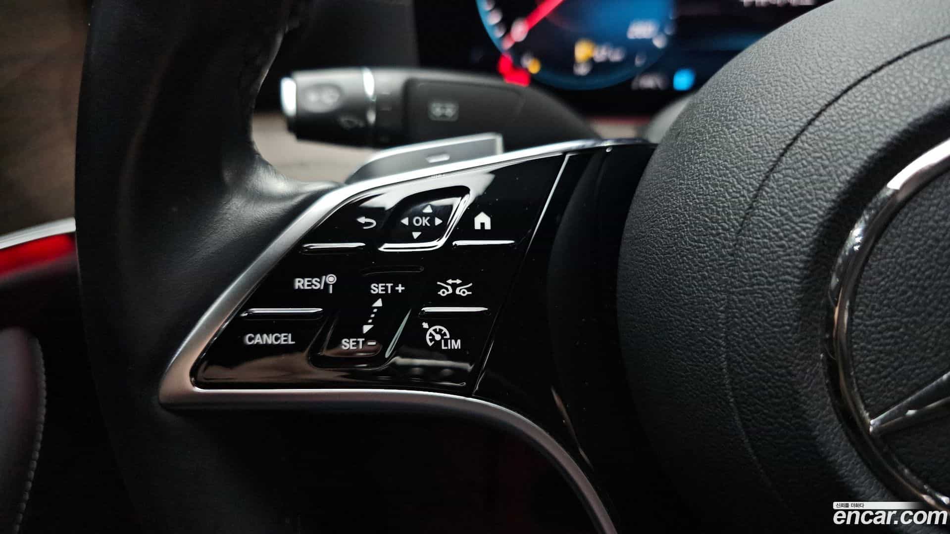 E-Class Mercedes-Benz 2022.0-OPTION-044