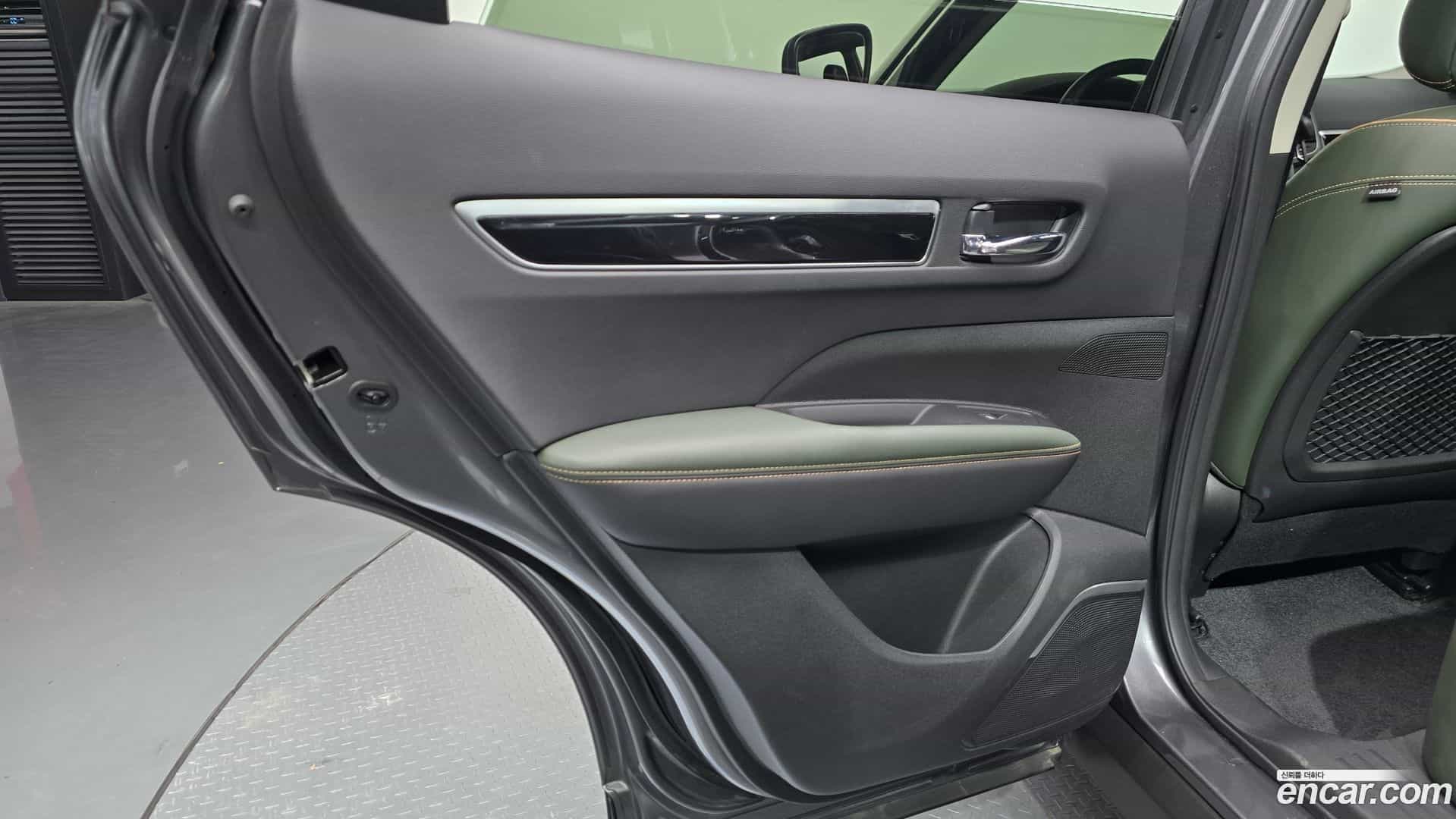 QM6 Renault Korea 2023.4-INNER-010