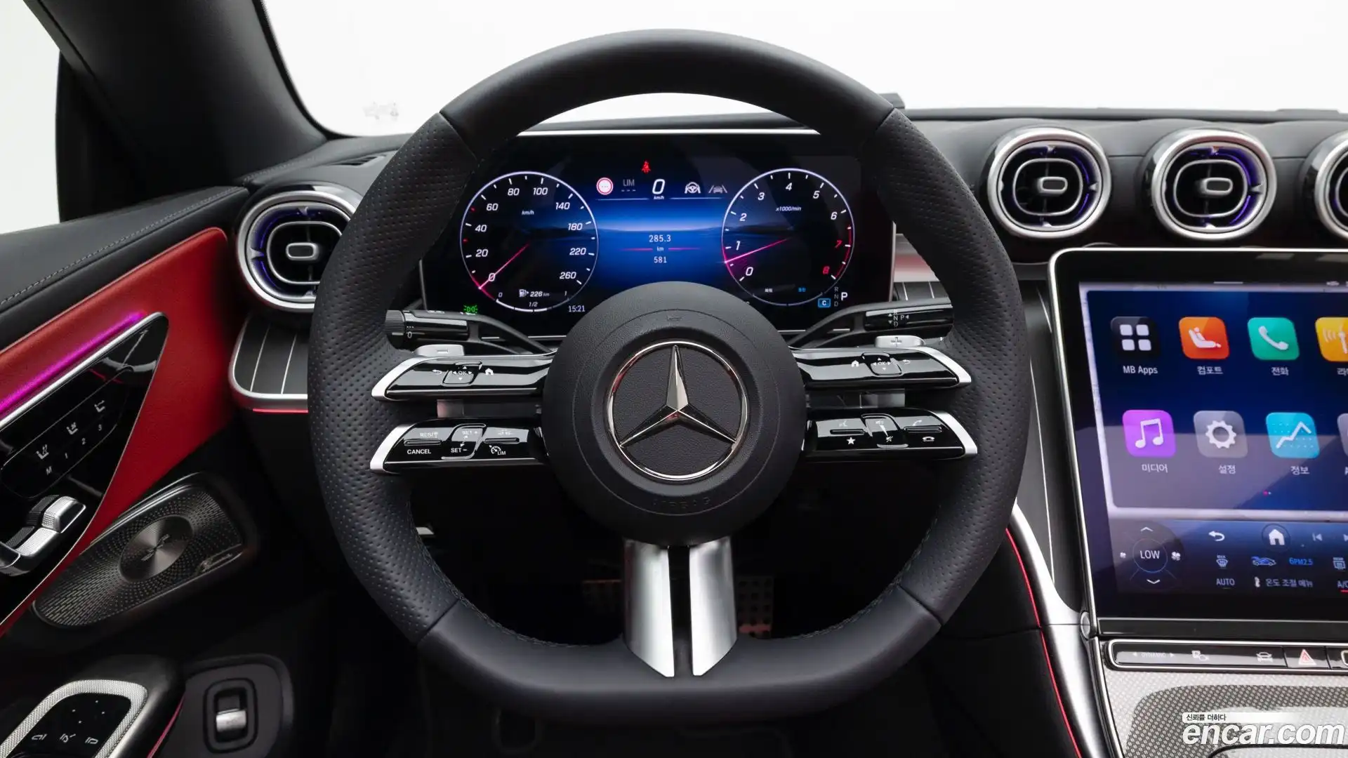 CLE-Class Mercedes-Benz 2025.11-OPTION-024